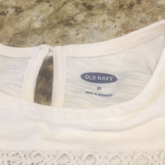 Old Navy Girls Top NEW Size 3T S/S cream color Dress With Cutout Crochet Design - Picture 4 of 8